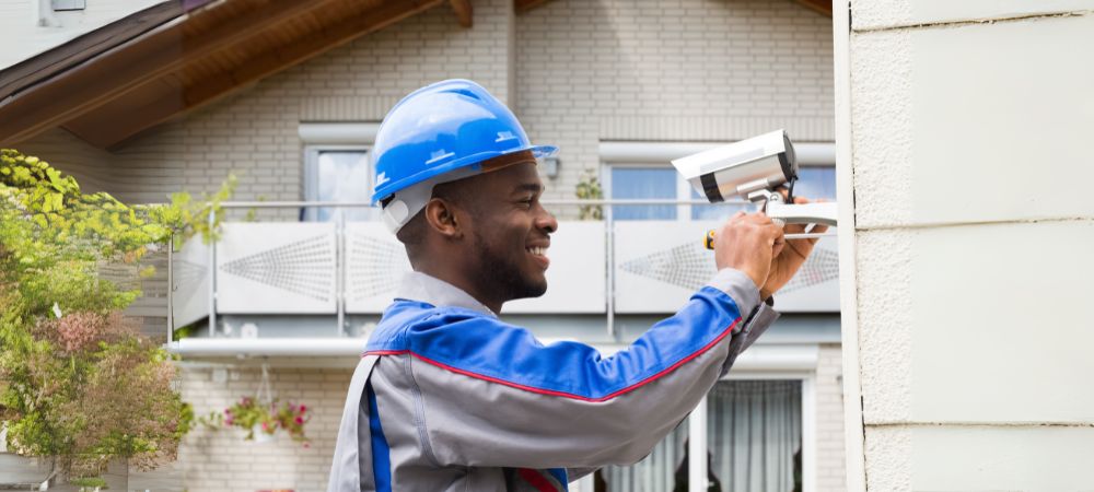 Professional vs. DIY Security Camera Installation